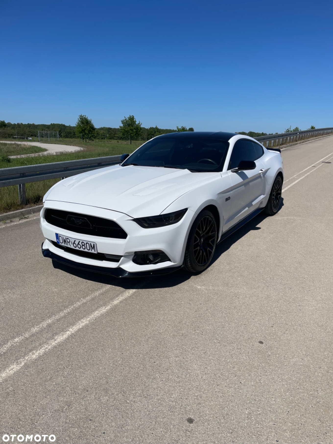 Ford Mustang 5.0 V8 GT - 2