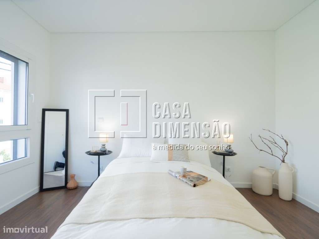 Moradia de tipologia T4+2 na melhor zona da Sobreda, com Piscina, G...-42