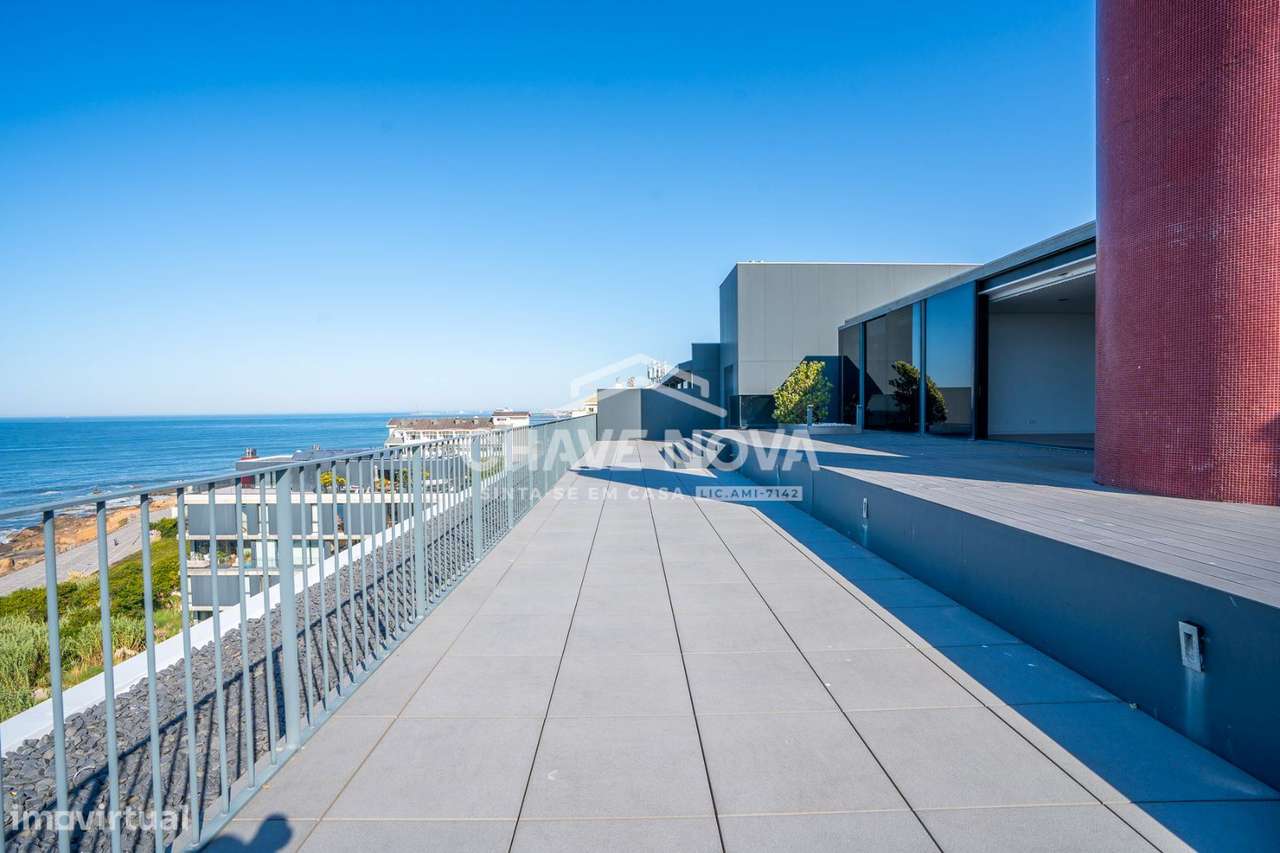 T5 Dúplex c/ Vistas Mar e Terraço em Canidelo (1º Linha de Mar) - Grande imagem: 2/25