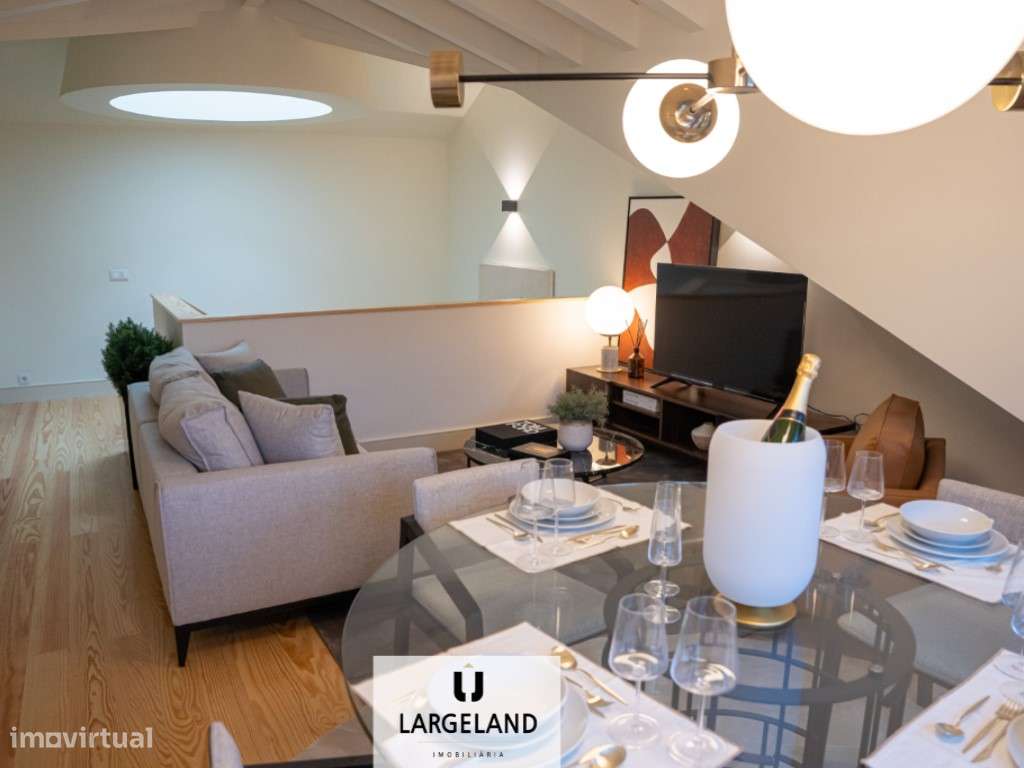 Apartamento T2 Duplex - Cedofeita - Grande imagem: 2/11