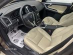 Volvo XC 60 D4 Momentum - 19