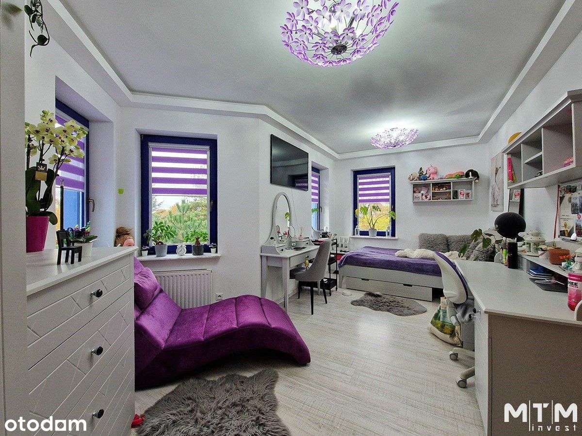 Energooszczędny dom z dużym garażem w Podjuchach-19