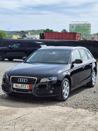 Audi A4 Avant 2.0 TDI DPF multitronic Attraction - 32