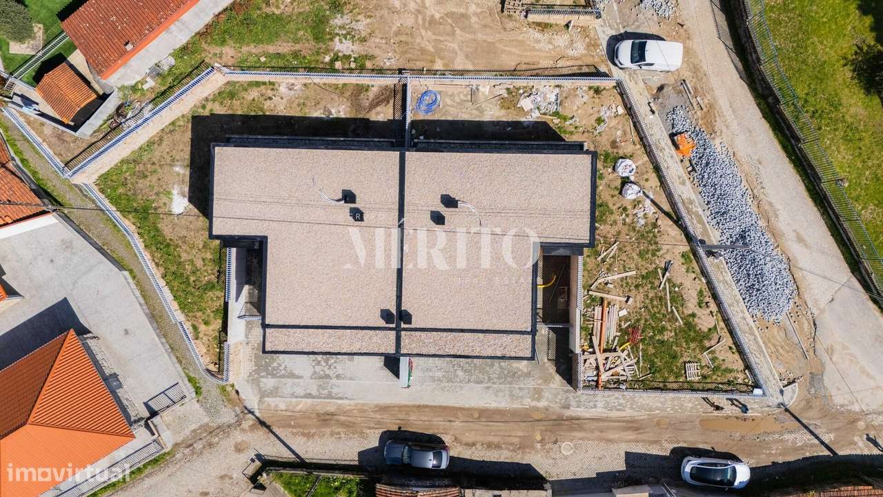 MORADIA T3 GEMINADA - NOVA-38