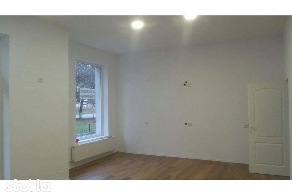 Spatiu comercial 63 mp in centru Gurghiu - Imagine principală: 4/9