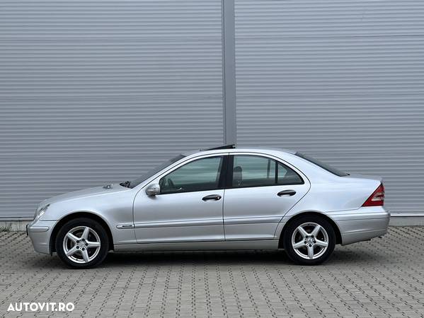 Mercedes-Benz C - 2