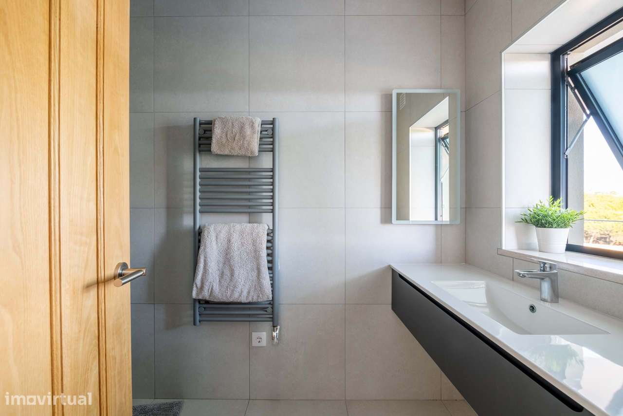 Villa de luxo de 5 quartos de golfe na linha de frente-25
