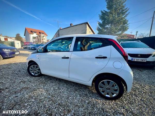 Toyota Aygo 1.0 VVY-I 5 usi X-start - 2