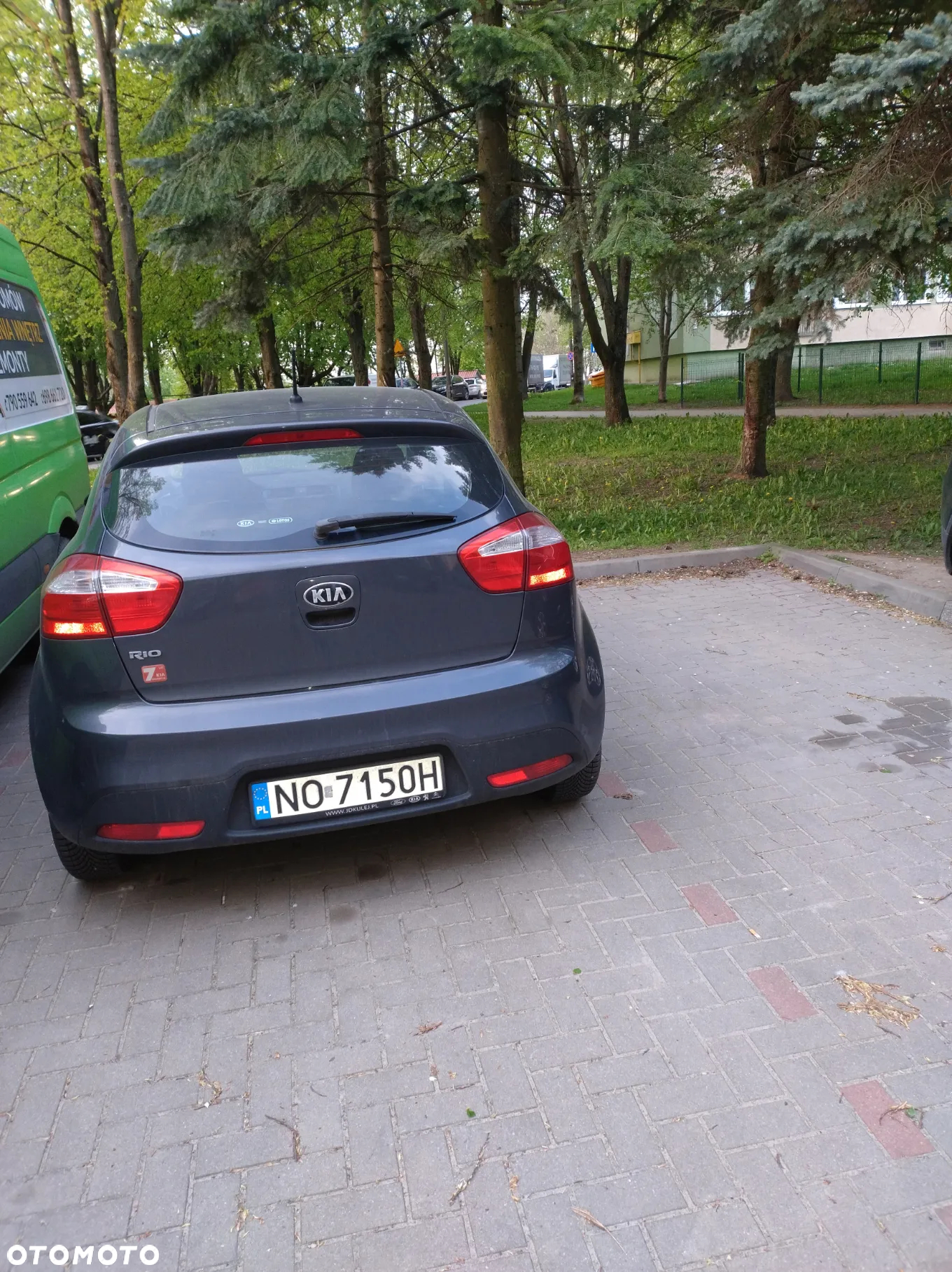 Kia Rio 1.2 L - 2