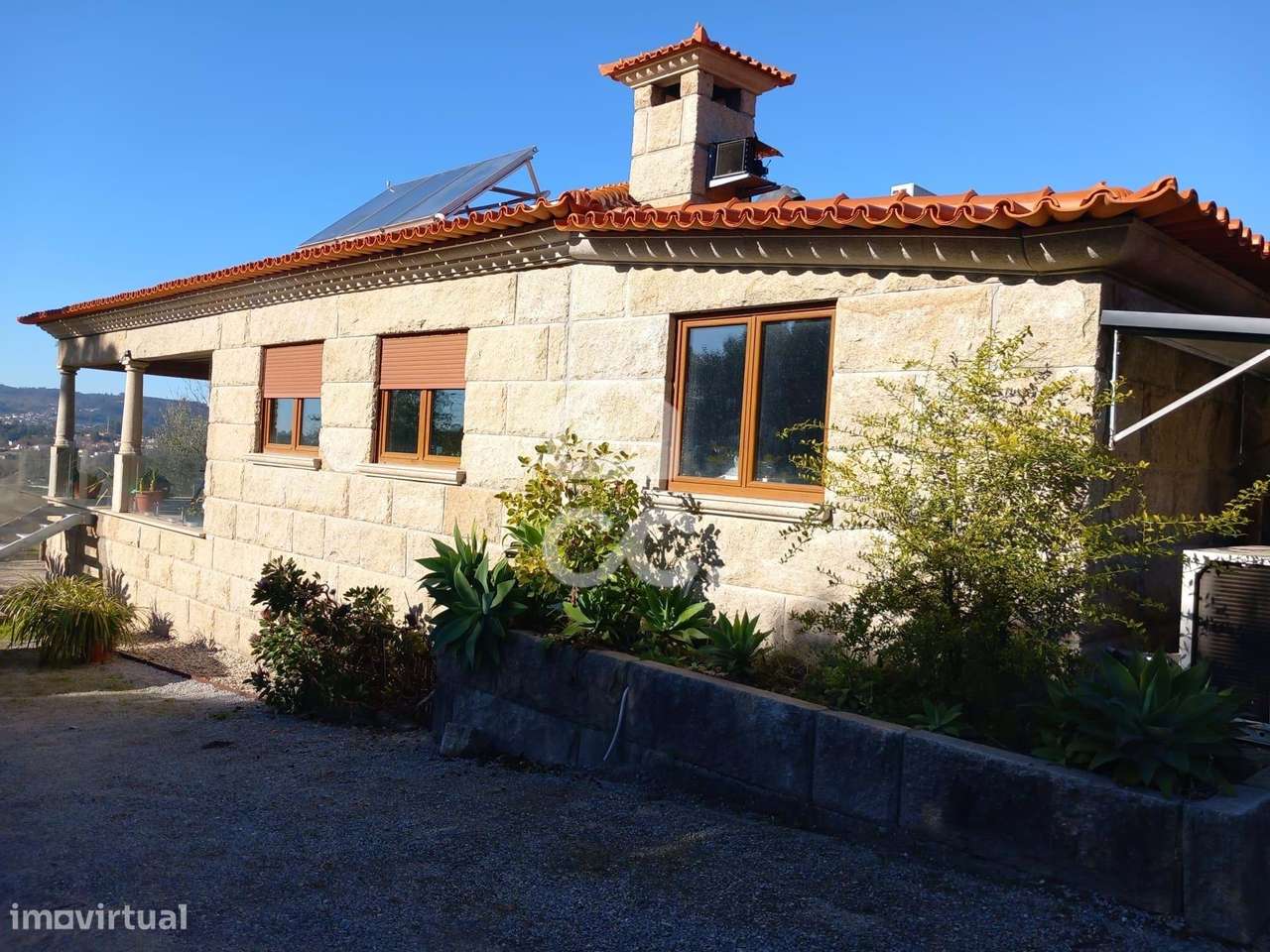 Moradia Totalmente em Pedra em Revelhe (Fafe)  Excelente oportunidade-12