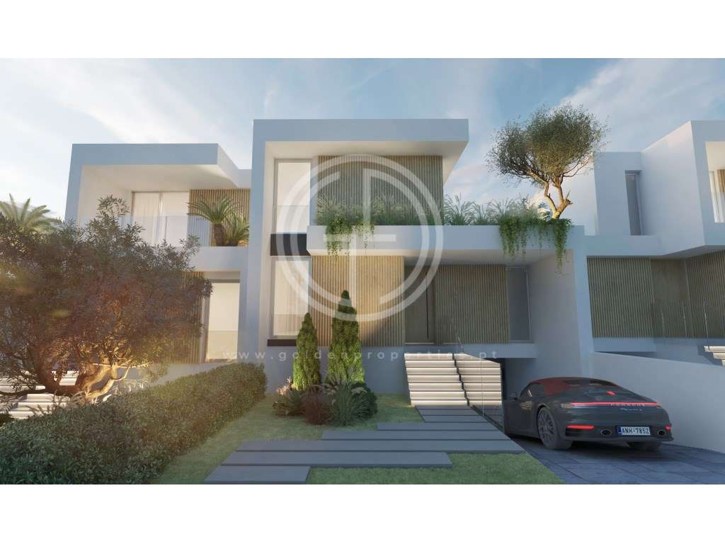 Moradia em T3 em banda em Faro-18