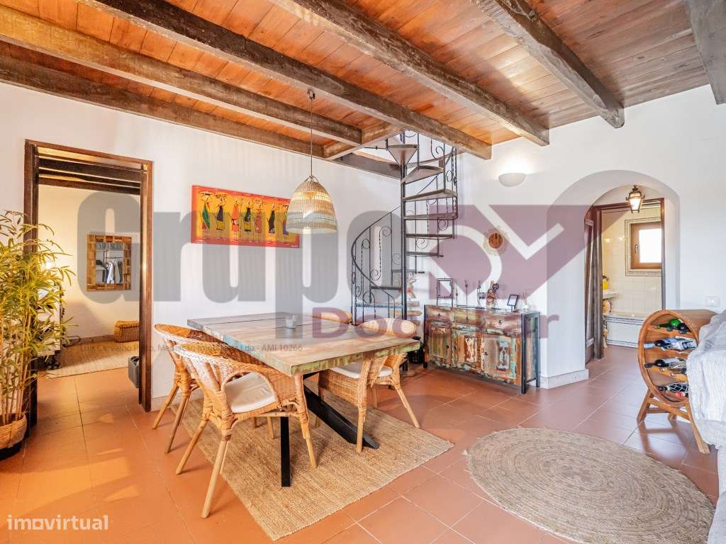 Moradia Isolada T3 com Piscina em Sesimbra-16