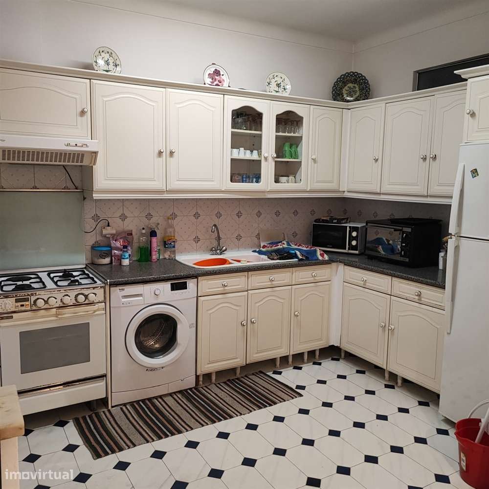 Apartamento T3 Venda em Caldas da Rainha - Nossa Senhora do Pópulo, Co-8