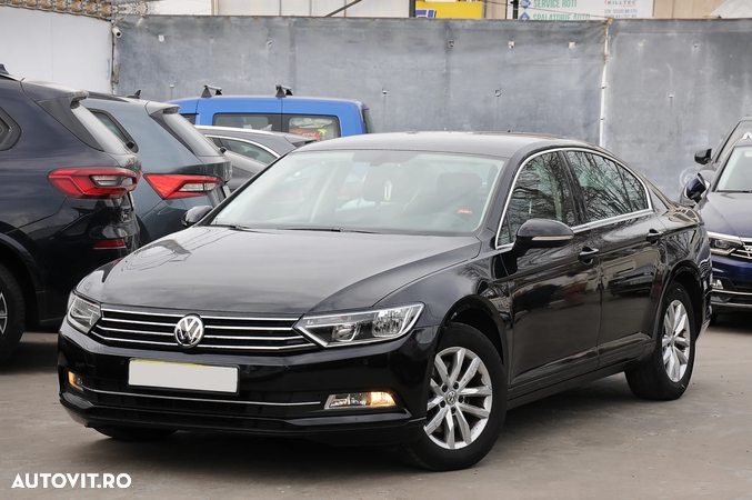 Volkswagen Passat - 19