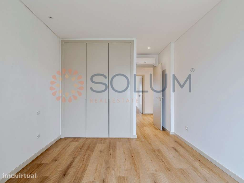 Duplex T3+1 novo com 2 Terraços - Montijo-28