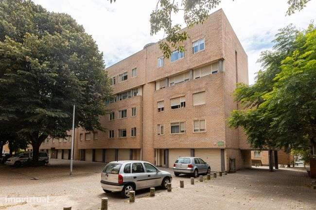 Apartamento T3 à venda no Porto - Aldoar - Grande imagem: 2/18