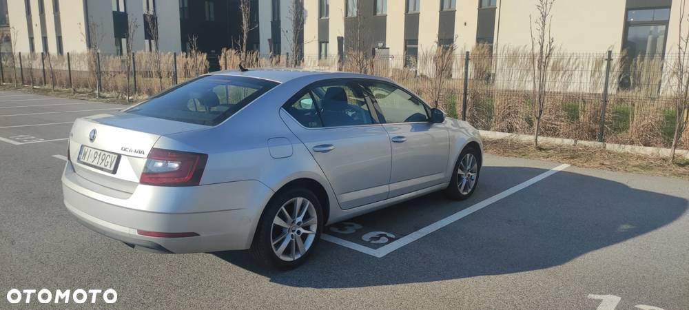 Skoda Octavia - 8