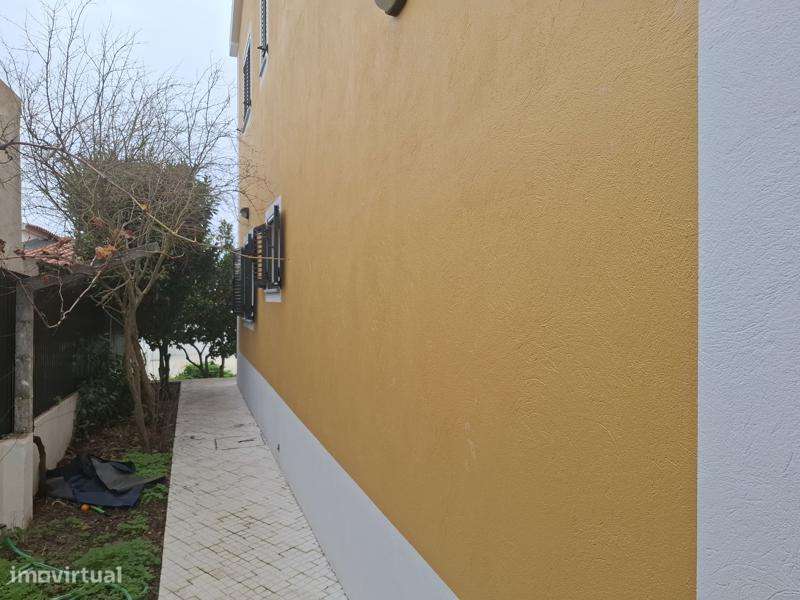 Excelente Moradia Isolada com 5 Ass. Garagem e Tanque - Grande imagem: 5/43