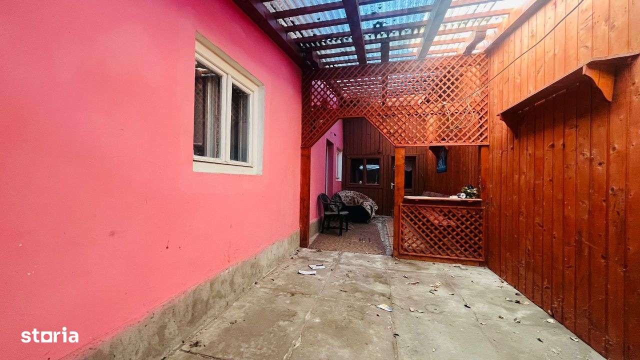 Casa De Vanzare In Com.Sugag, Jud. Alba – Transalpina - Imagine principală: 4/10