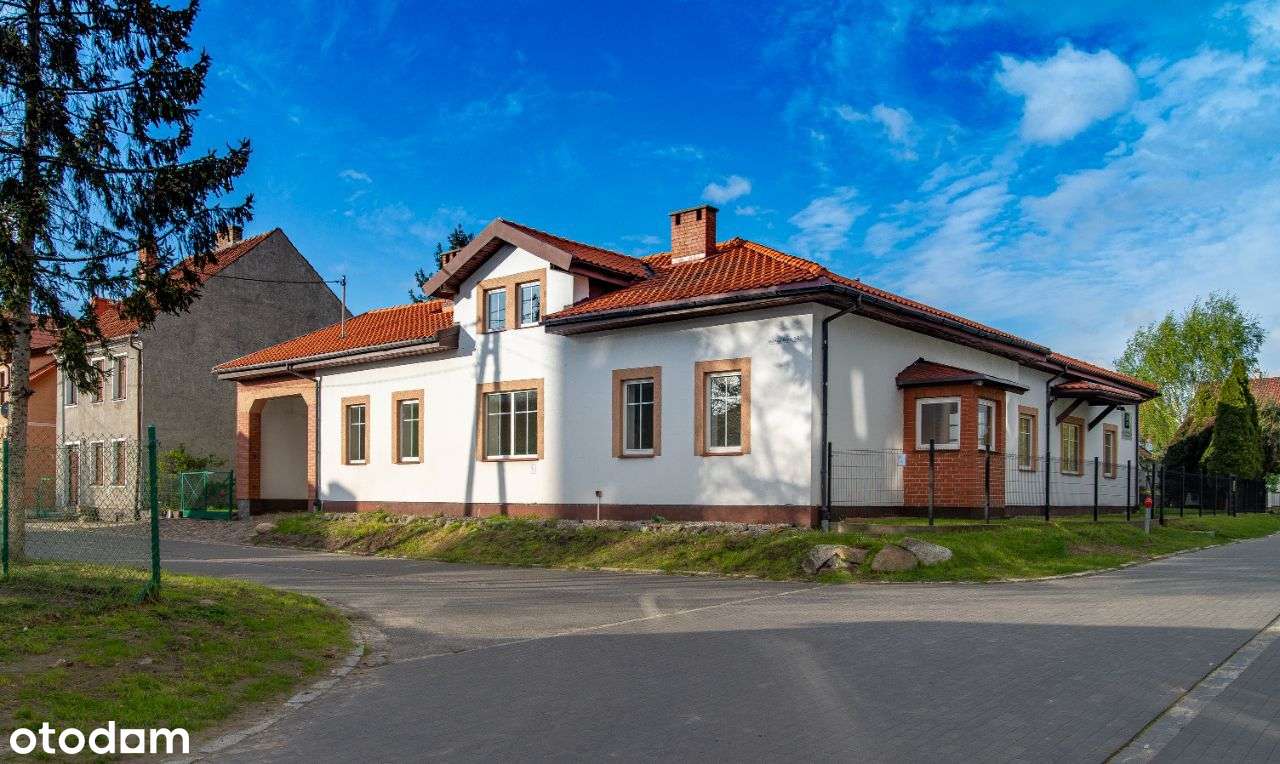 Wyjątkowa nieruchomość w Tolkmicku –  do zamieszkania lub inwestycji! - Pełny obrazek: 4/20