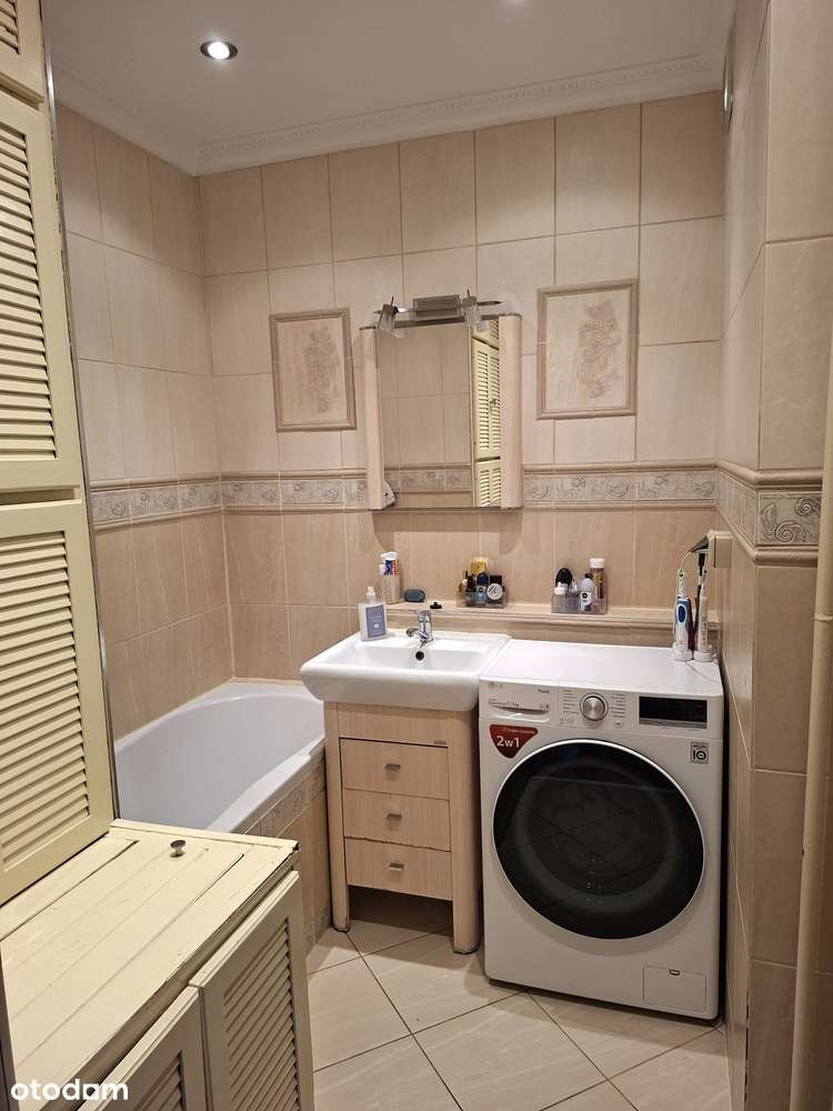 Duże mieszkanie 4 -pokoje z balkonem - Ip.-9