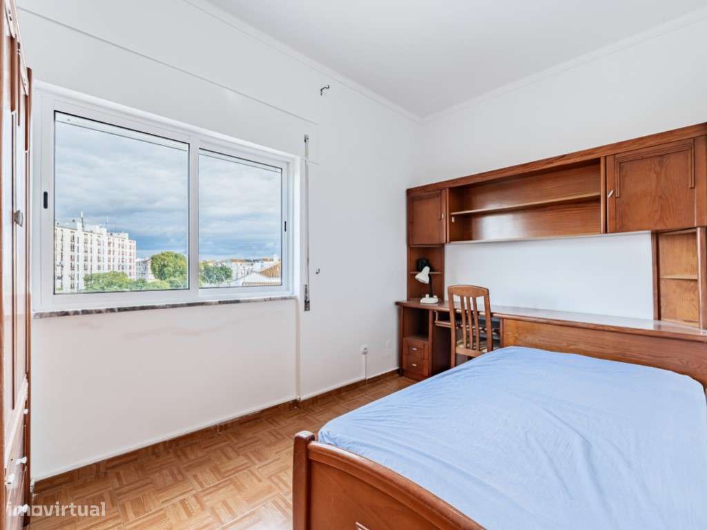 Apartamento T3 no Vale da Amoreira - Último andar-13