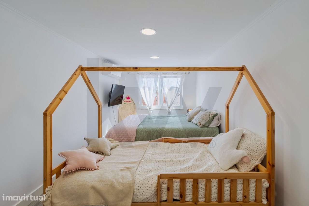 Para venda: Moradia no centro da Costa da Caparica-16