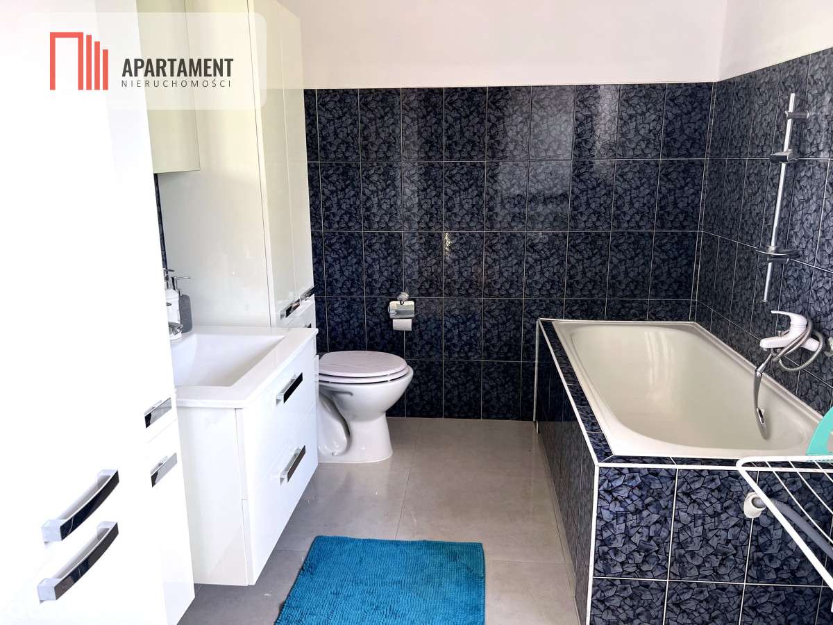 Tylko U Nas! Przestronny dom do zamieszkania.-14