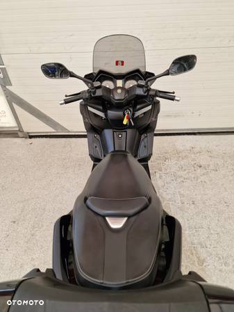 Yamaha X-max - 27