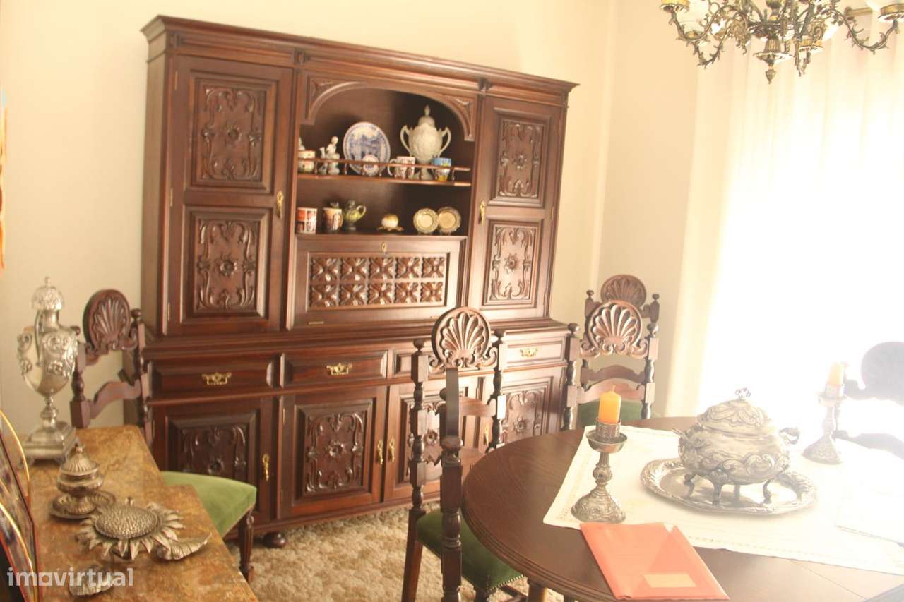 Moradia 4 Frentes lote com 980m2-58