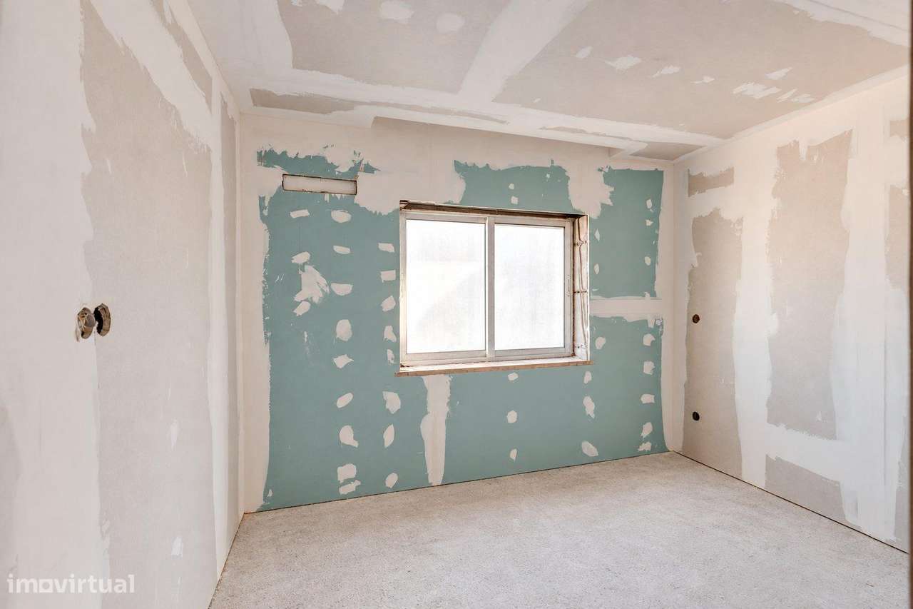 T3 + Sótão | Av. Liberdade, Braga | Remodelação em fase de...-10
