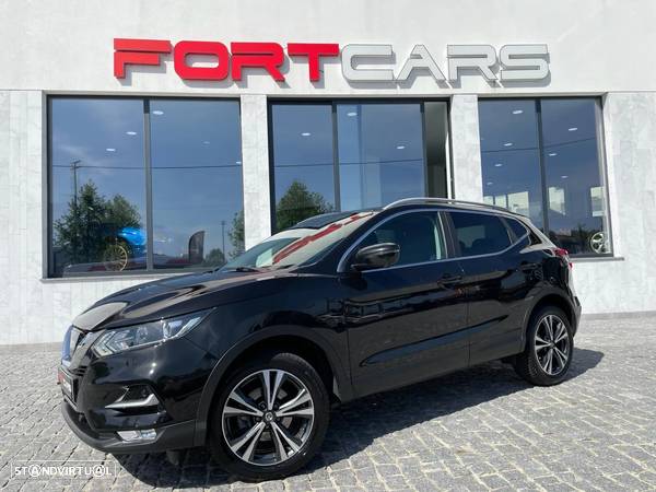 Nissan Qashqai 1.5 dCi N-Connecta - 1