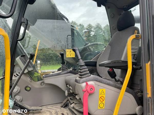 Volvo EC300 - 10