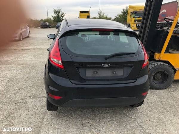 Dezmembrez Ford Fiesta 1,4 tdci 2011 - 3