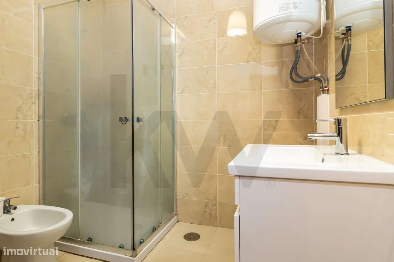 Moradia Térrea T2 em Sarilhos Pequenos com quintal de 35m2-7