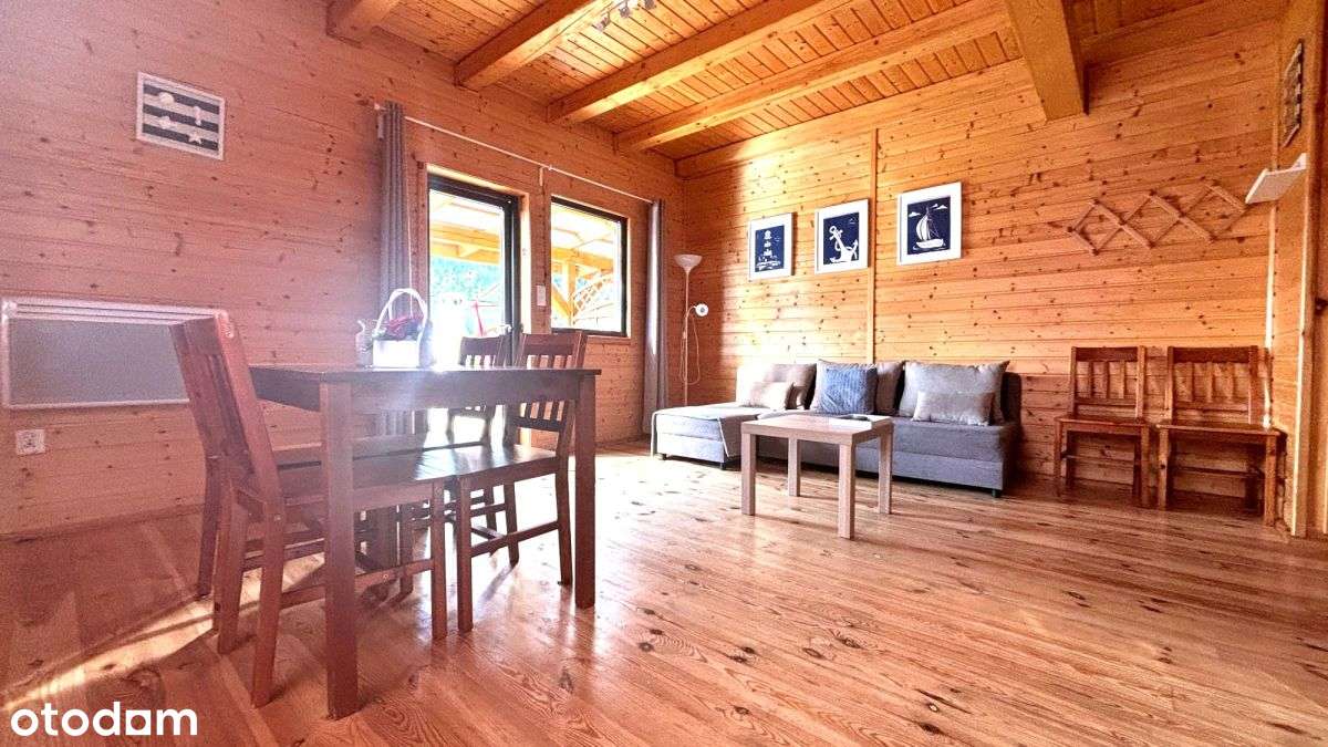 Budynek jednorodzinny z dwoma lokalami-1