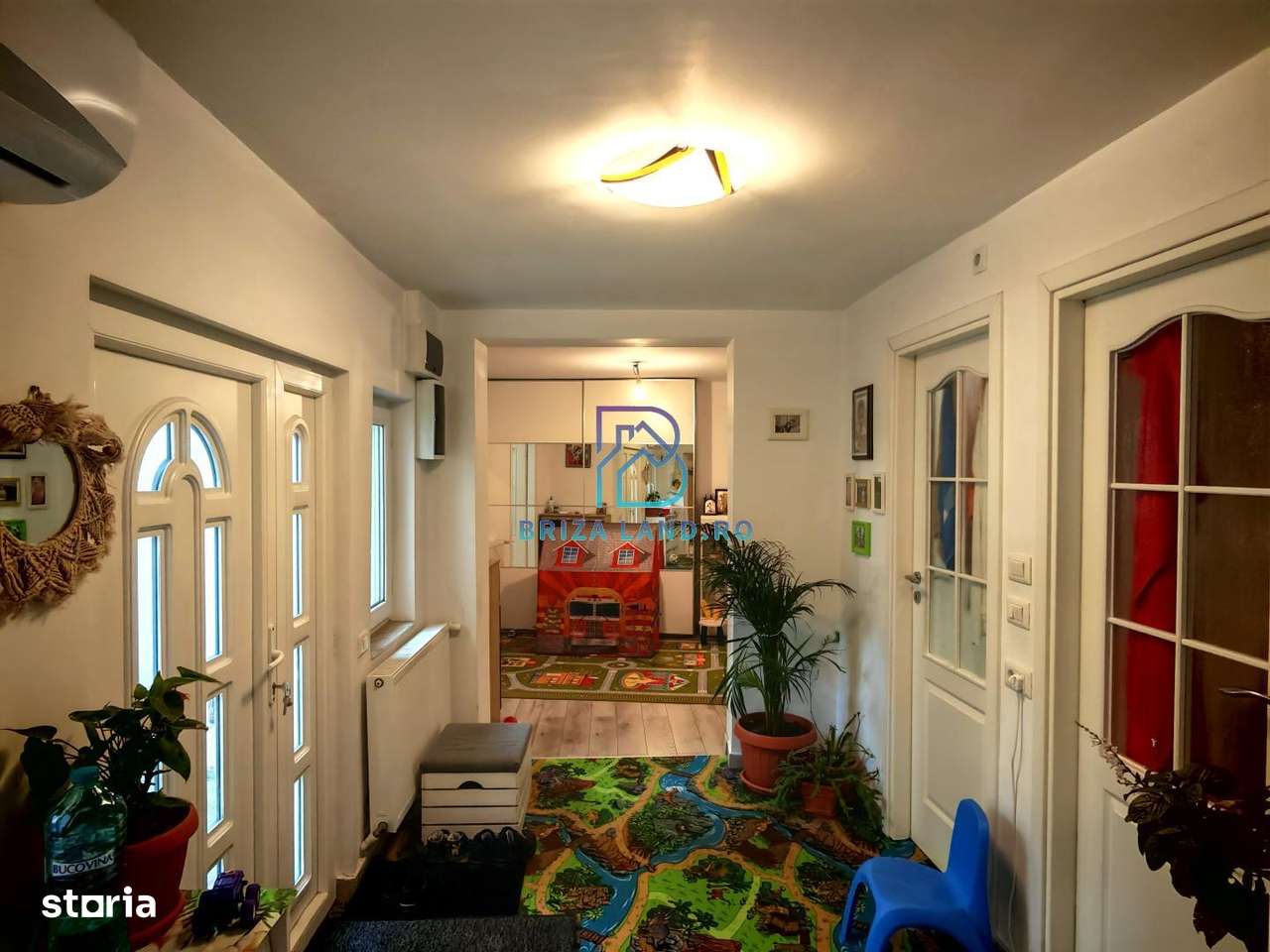 Soseaua Chitilei, zona Crusovat, casa 4 camere, doua bai, teren 259mp-2