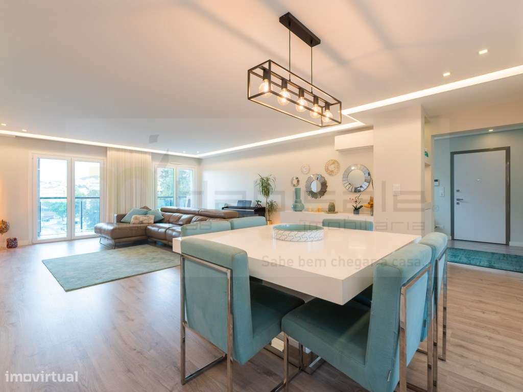 Penthouse Duplex T4 com Piscina Privativa em Condomínio Fechado | F... - Grande imagem: 4/60