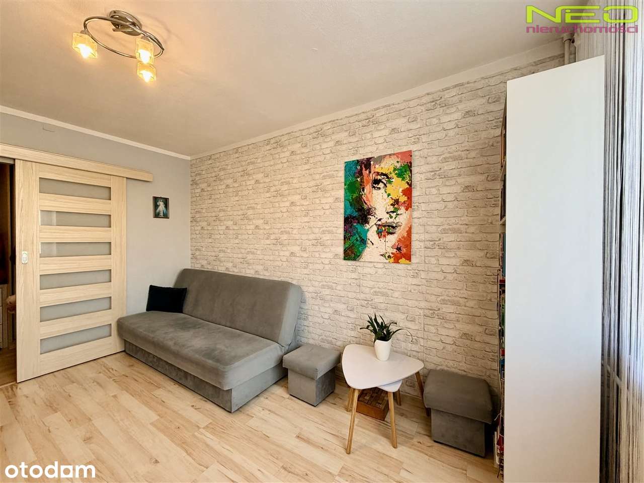 Przestronne jasne mieszkanie-10