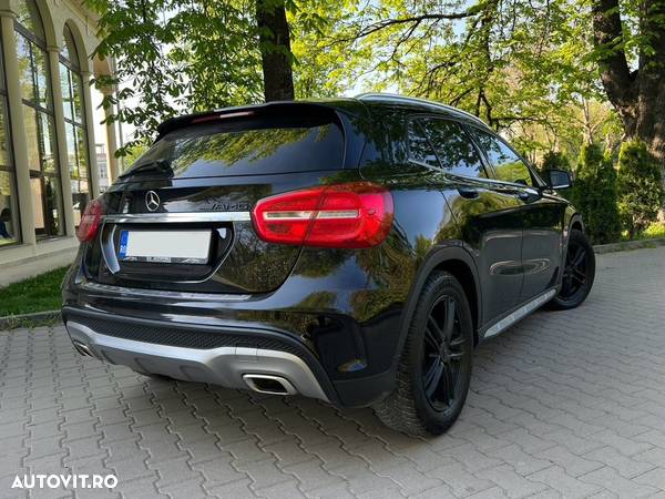 Mercedes-Benz GLA 220 CDI 4Matic 7G-DCT AMG Line - 7