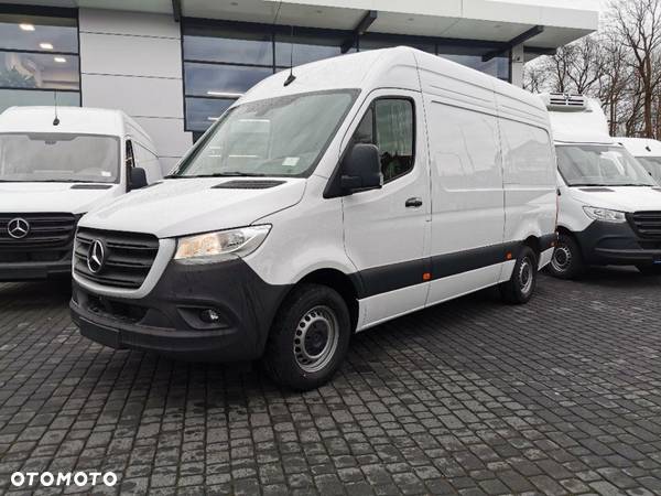 Mercedes-Benz sprinter - 1