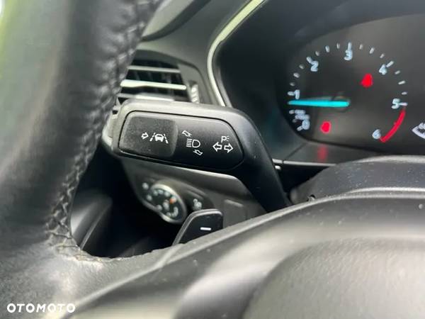 Ford Focus 1.5 EcoBlue Start-Stopp-System COOL&CONNECT - 13