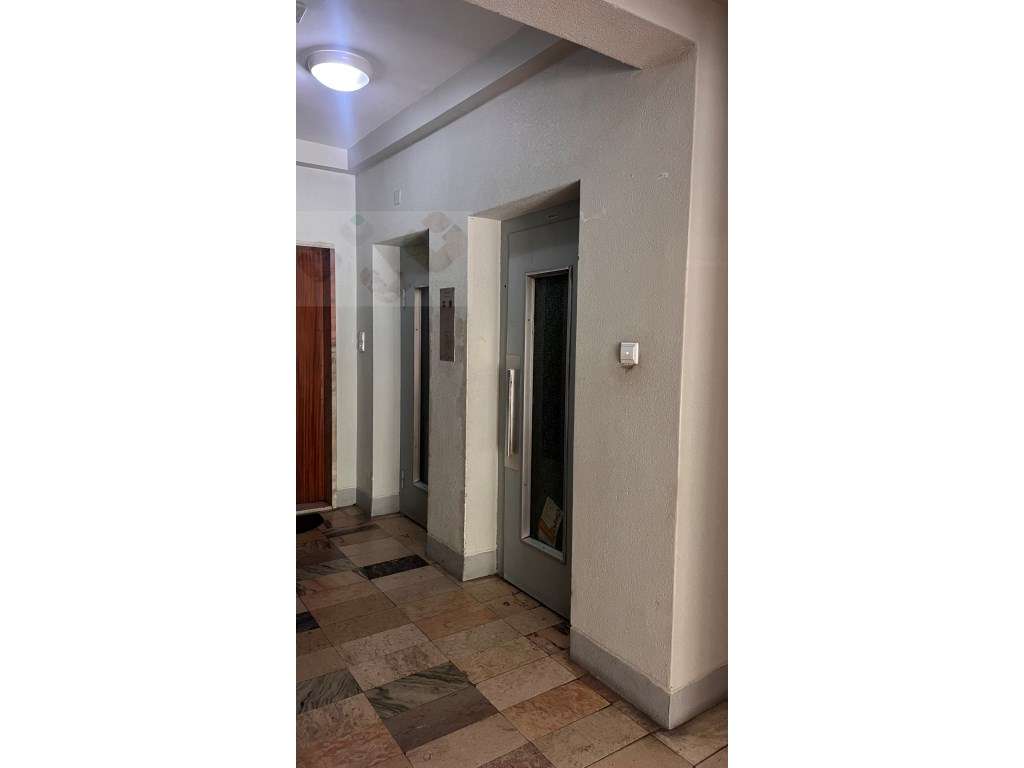 Amadora Venteira, Excelente T1, Remodelado e Equipado, Oportunidade...-23