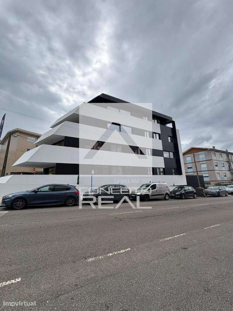 Apartamento T1 -  Pronto a habitar c/ varanda (S.Cosme - Gondomar)-24
