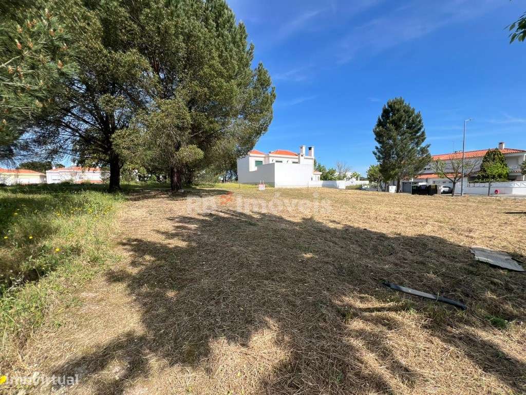 Lote de Terreno p/ Construção de Moradia, na Urbanização Casal Vidi... - Grande imagem: 4/15