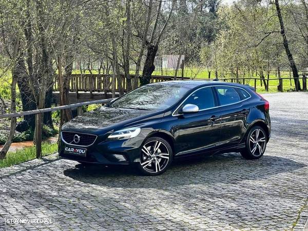 Volvo V40 2.0 D3 R-Design - 2