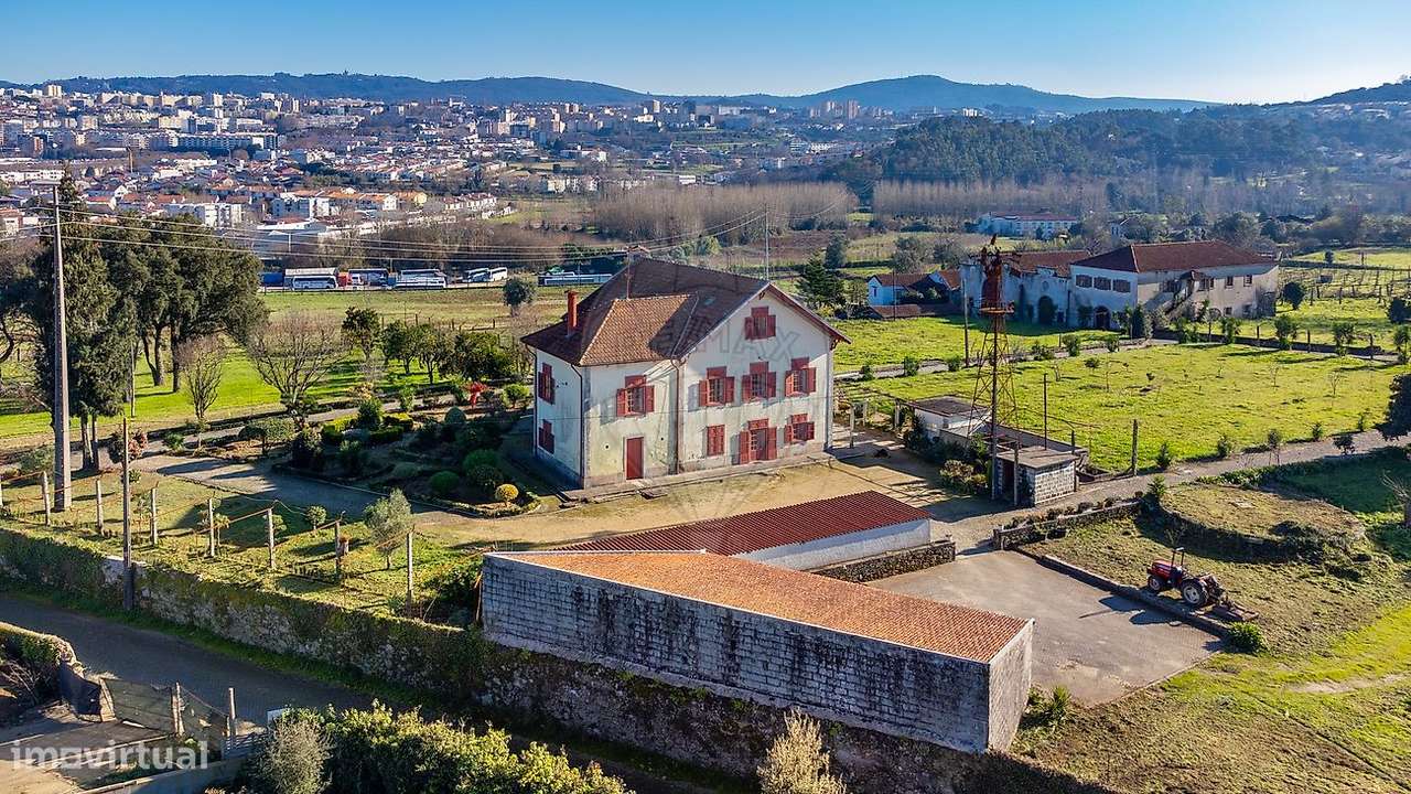 Moradia T6 para venda - Grande imagem: 4/46