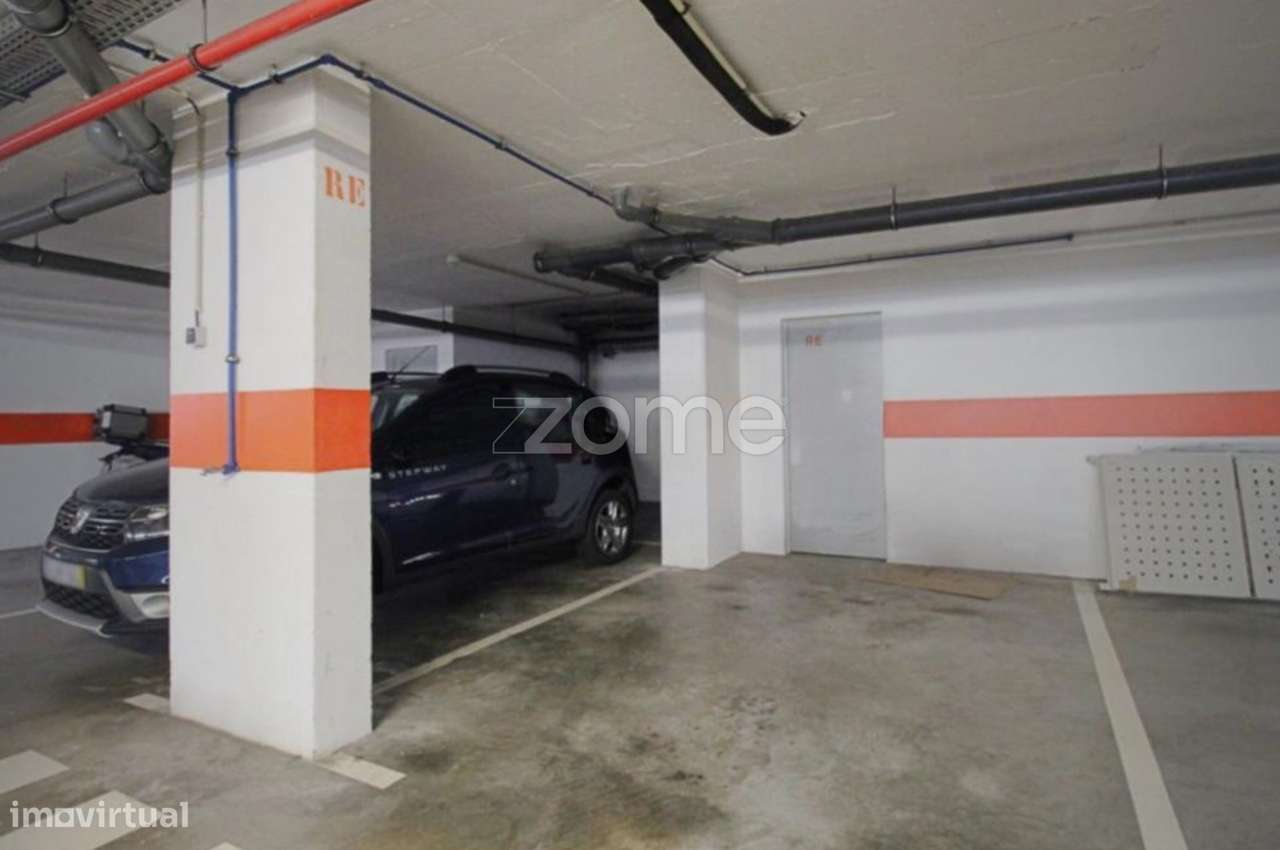 Apartamento T4 ISCAP-14