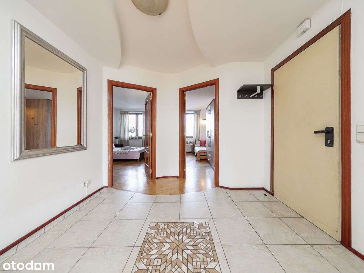 3 pokoje, oryginalny rozkład, świetna lokalizacja-14