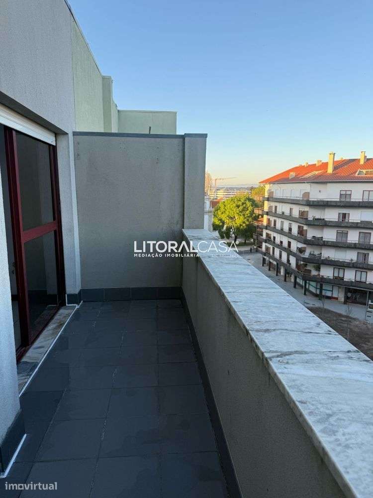 Apartamento T2 | Terraço | Vistas Ria-16